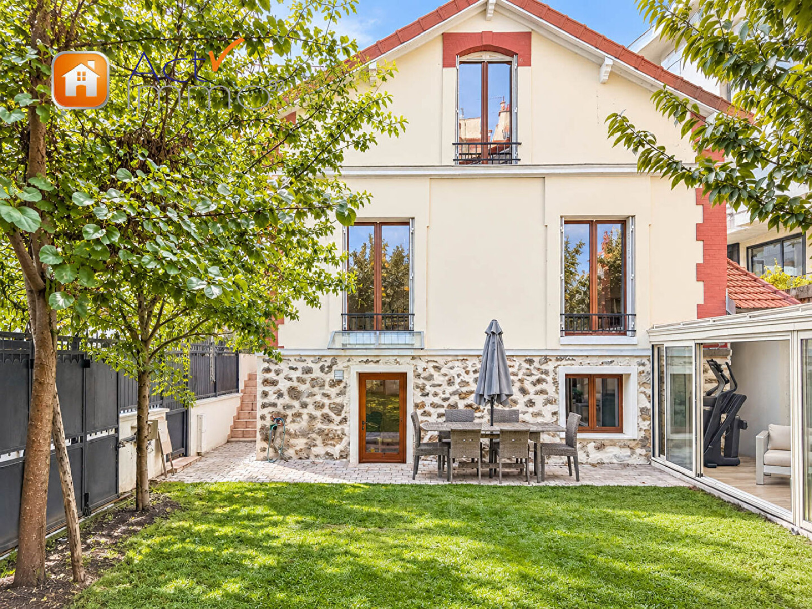 Maison 6 pièces 112 m² · à Colombes · 112 m² · 1 125 000 €