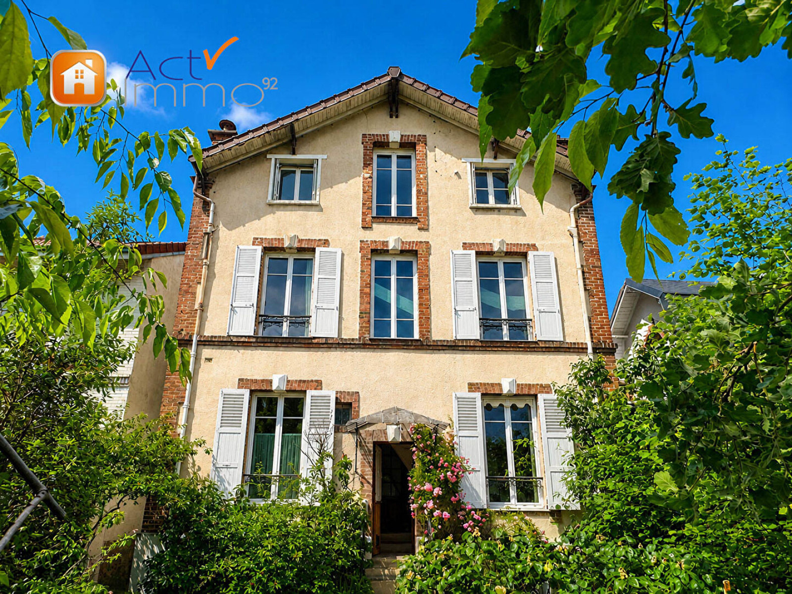 Maison 8 pièces 157 m² · à Colombes · 157 m² · 943 000 €